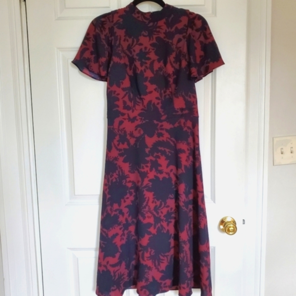 ANN TAYLOR Burgundy Floral Midi Dress